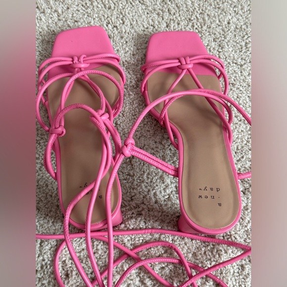 a new day Hot Pink strappy heel - Picture 1 of 7